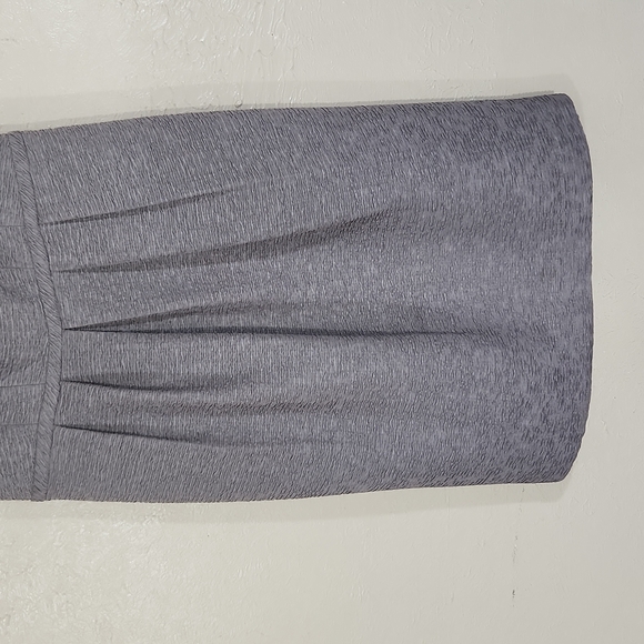 Adrianna Papell Grey Pleated Shift Dress with Rosette SZ 10 - Picture 3 of 9